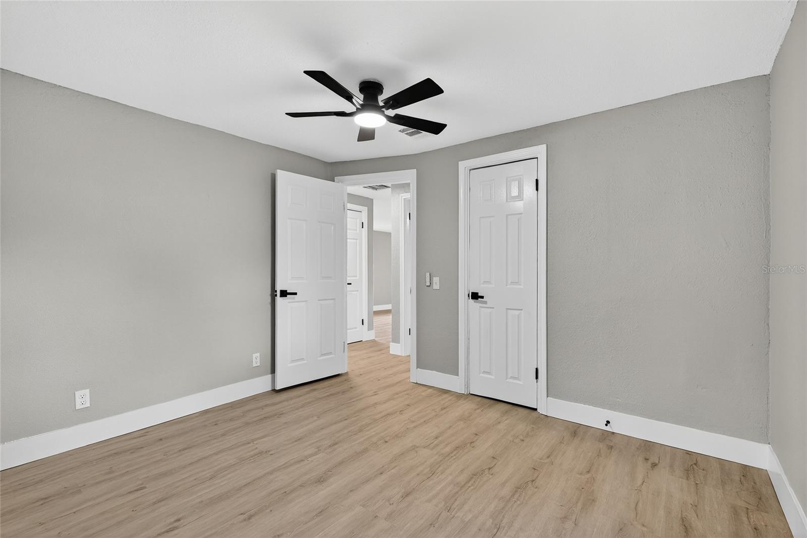 HENDRY & KNIGHTS ADD TO - Residential