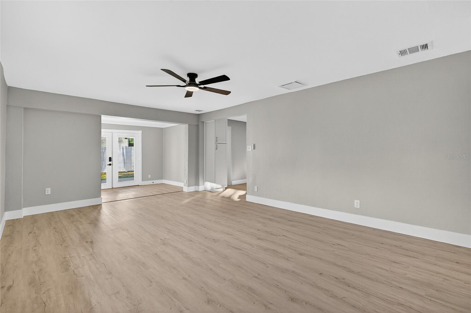 HENDRY & KNIGHTS ADD TO - Residential