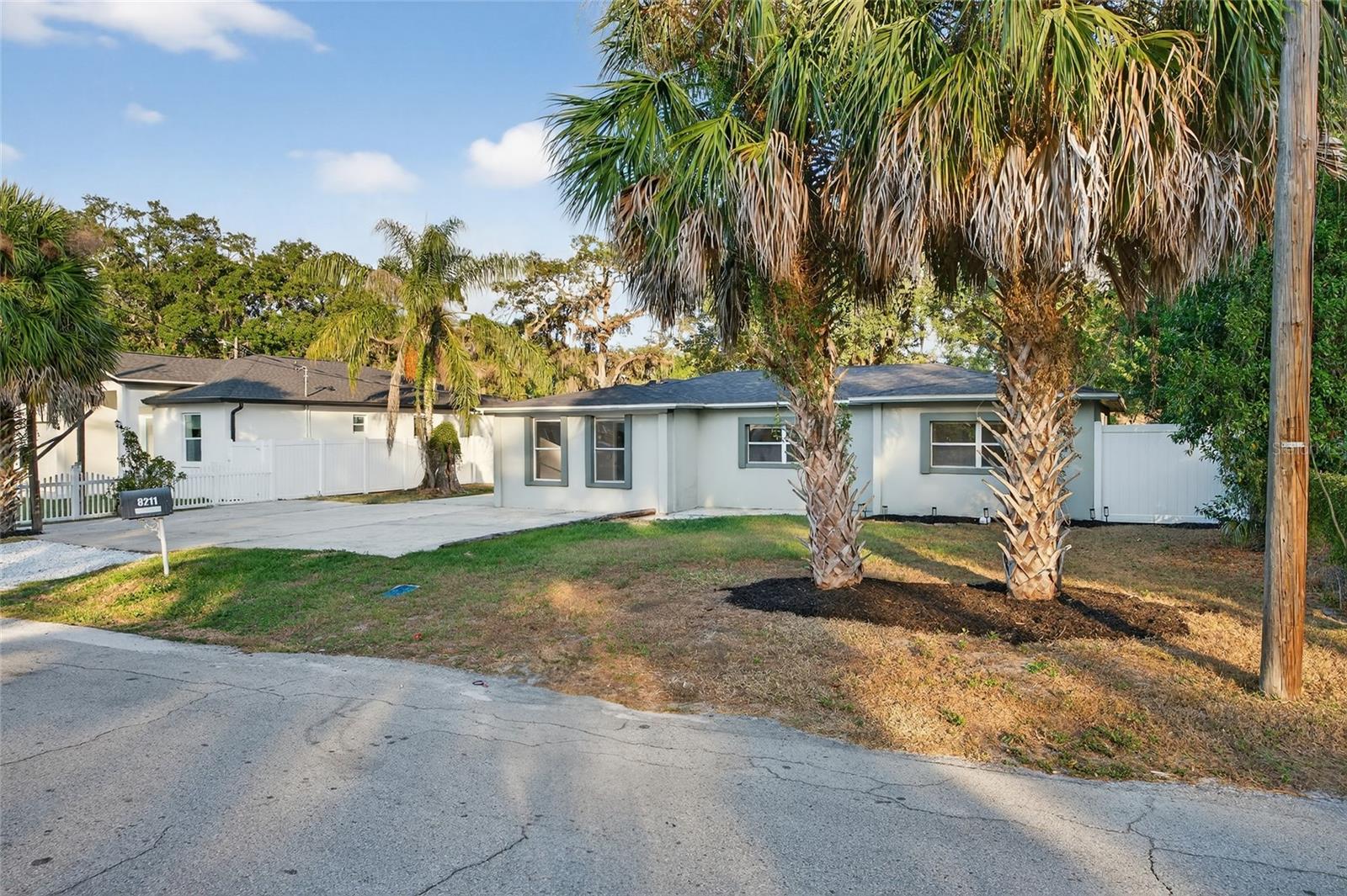 HENDRY & KNIGHTS ADD TO - Residential