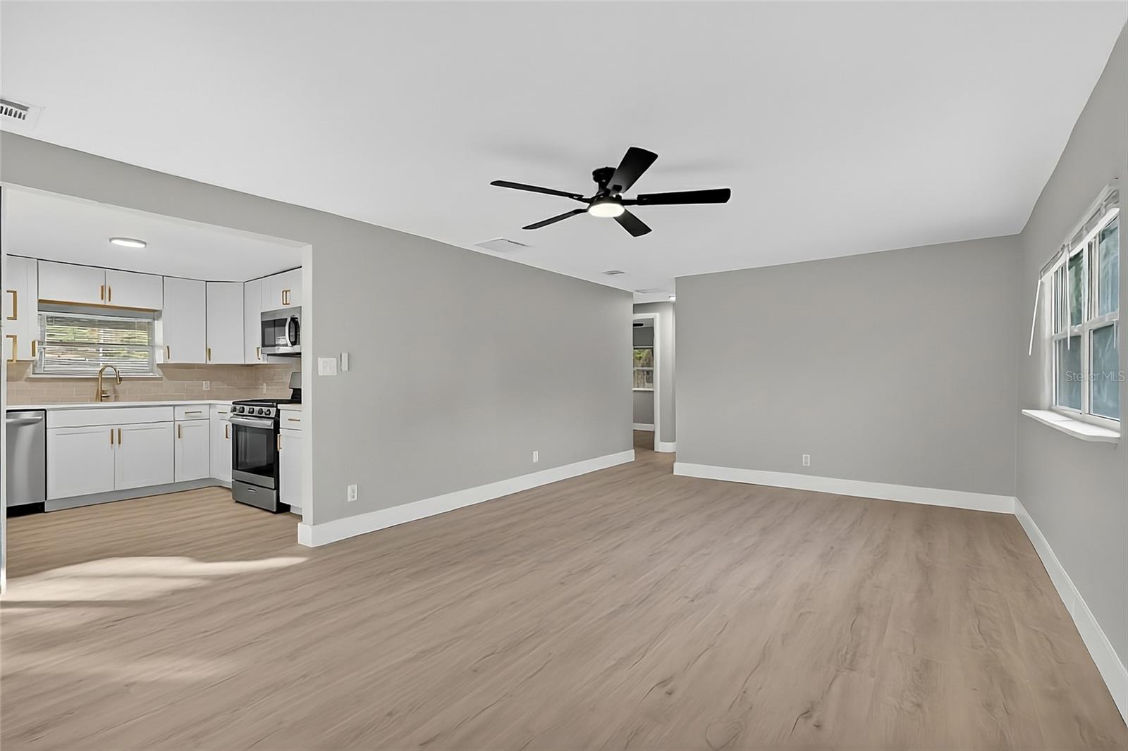 HENDRY & KNIGHTS ADD TO - Residential