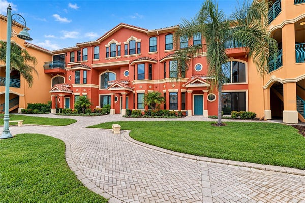 2733 VIA CIPRIANI UNIT 815A, CLEARWATER, FL 33764 - Image 6ff08e72cda5f9edb706c8cb7e6545ca/2526826519