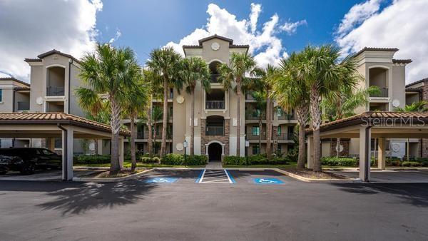 Upscale custom features in this Lakewood National condo. This unit is very bright with an open floor plan and lots of built- in features to enjoy. All tile or wood laminate flooring through out. Nice bump out kitchen nook with built in seating bench that has views of lake and distance golf course. Lanai offers great views also with a nice soothing outdoor fire table and automatic sun screen shutters. Formal built in bench seating with glass dinning table that views into living and kitchen areas. Every room has hung TV for entertaining. This turnkey furnished condo is available for 2024 prime season with full membership transfer for $642.00 to enjoy all of the complex amenities that Lakewood National has to offer. Owner would consider an annual rental at $3200. Wide open for season call to book now.