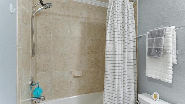 TERRACE I AT LAKEWOOD NATIONAL PH 1 - Residential Lease