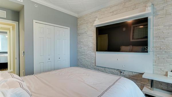 TERRACE I AT LAKEWOOD NATIONAL PH 1 - Residential Lease