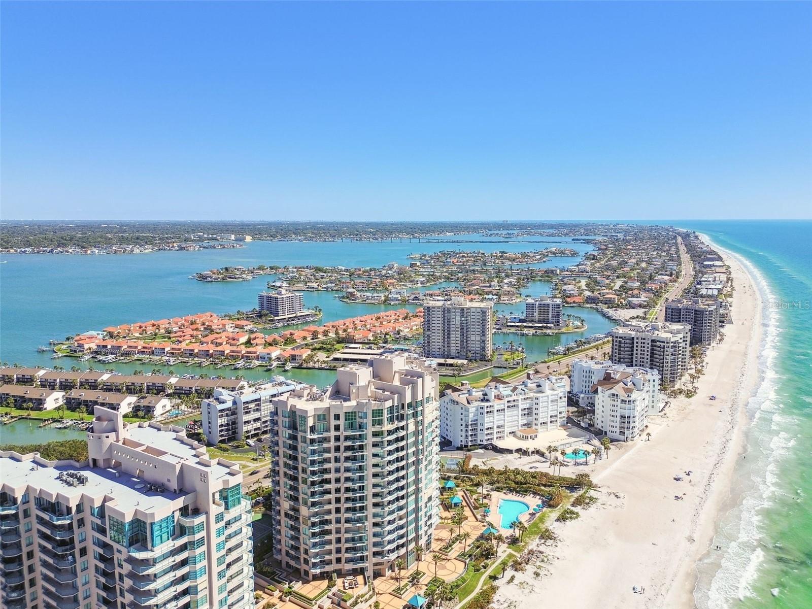 ULTIMAR THREE CONDO - Residential