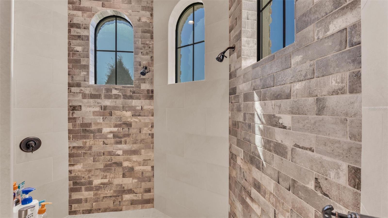 CASE PLACE II - Residential