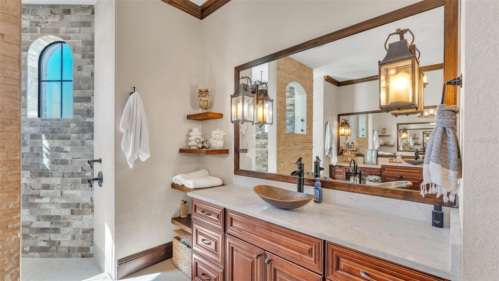 CASE PLACE II - Residential