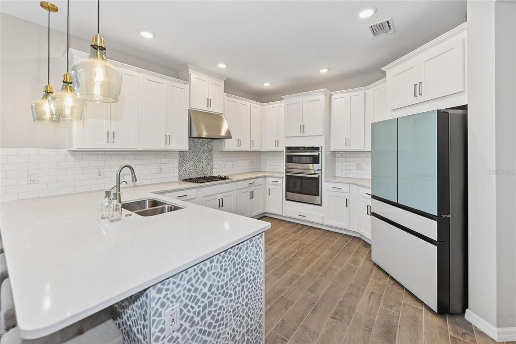 Photo of 10109 Milky Way Circle, Sarasota, FL 34241 (MLS # A4675301)