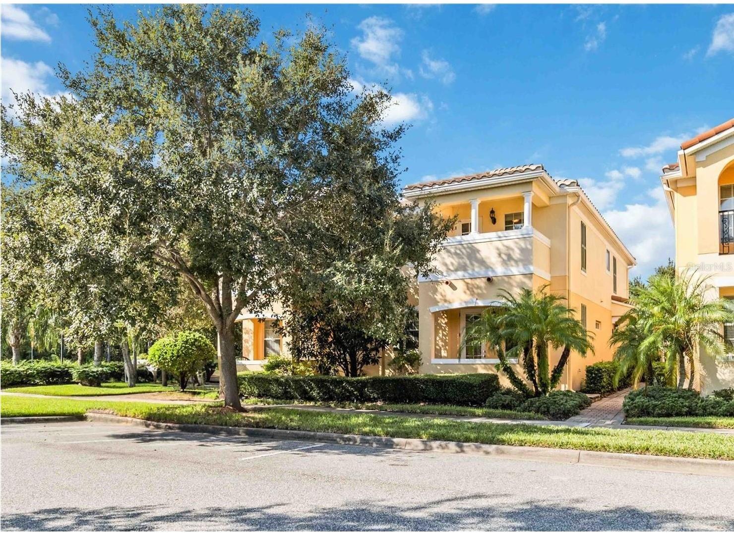 VILLAGEWALK - Residential