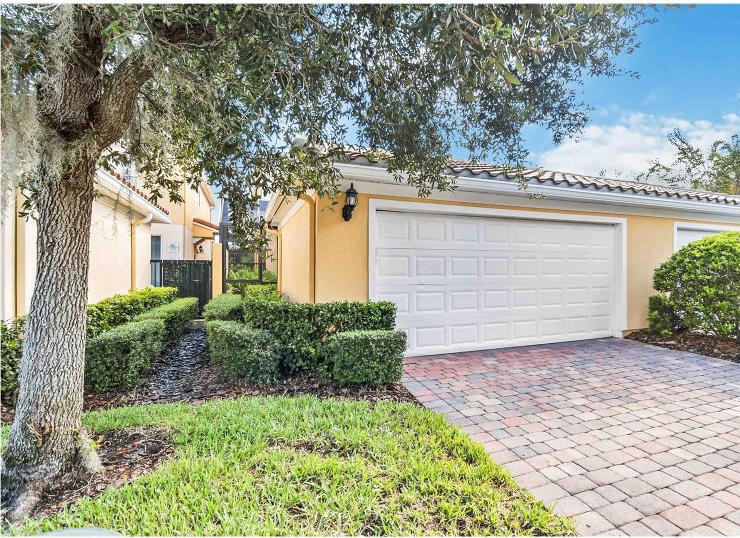 VILLAGEWALK - Residential