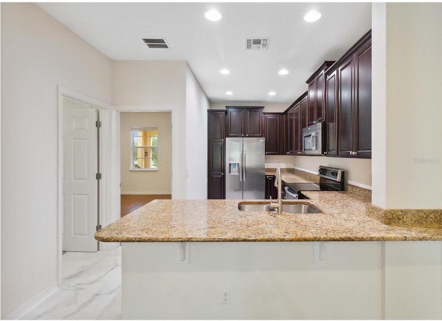 VILLAGEWALK - Residential