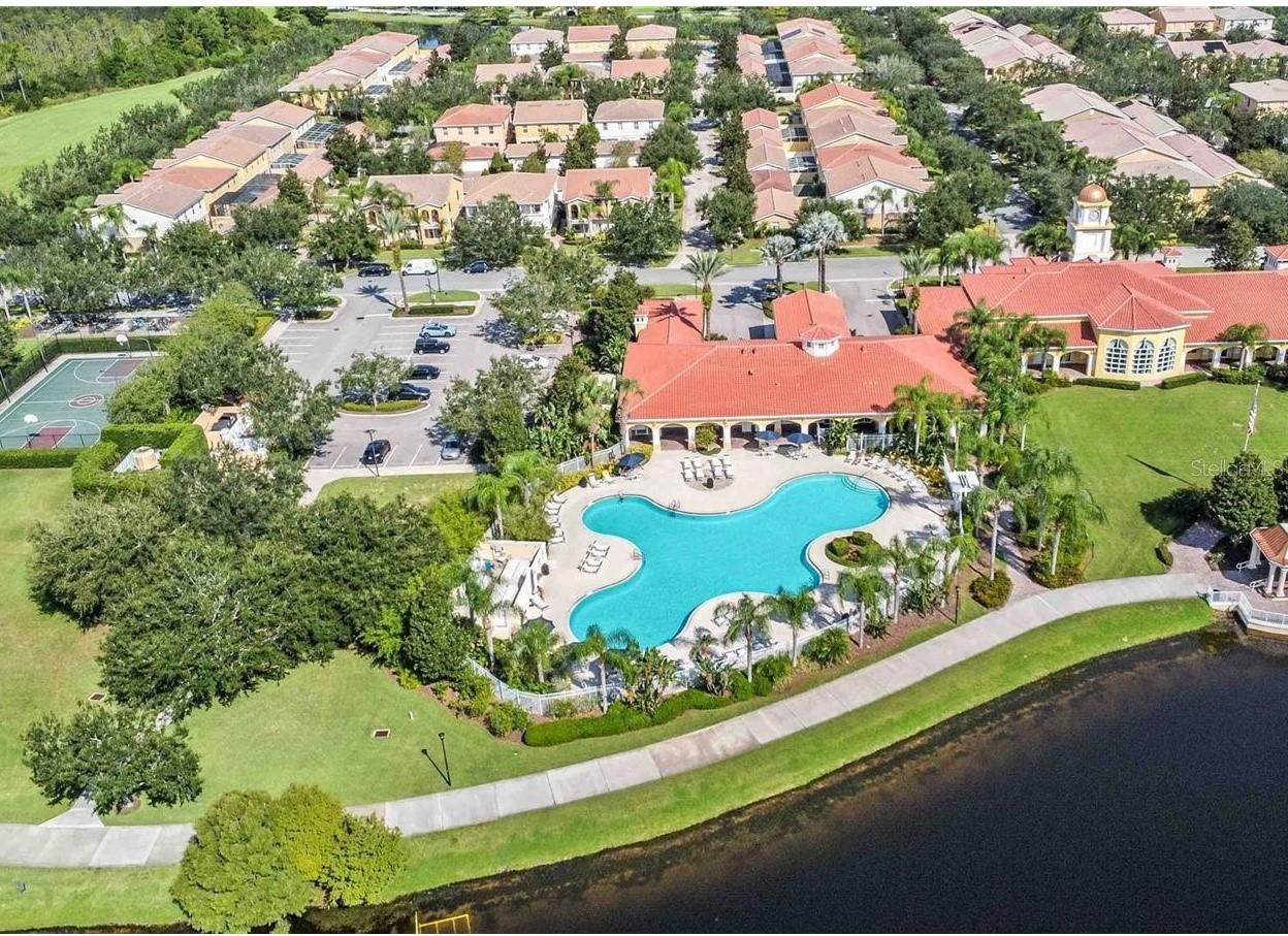 VILLAGEWALK - Residential