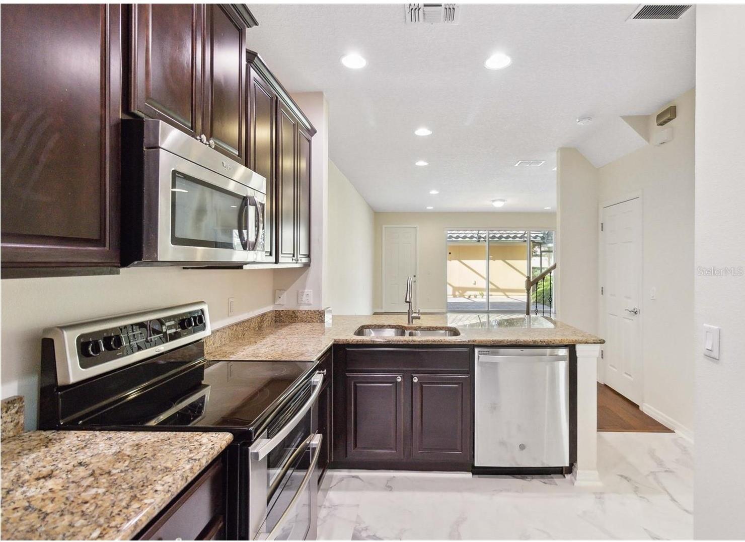 VILLAGEWALK - Residential