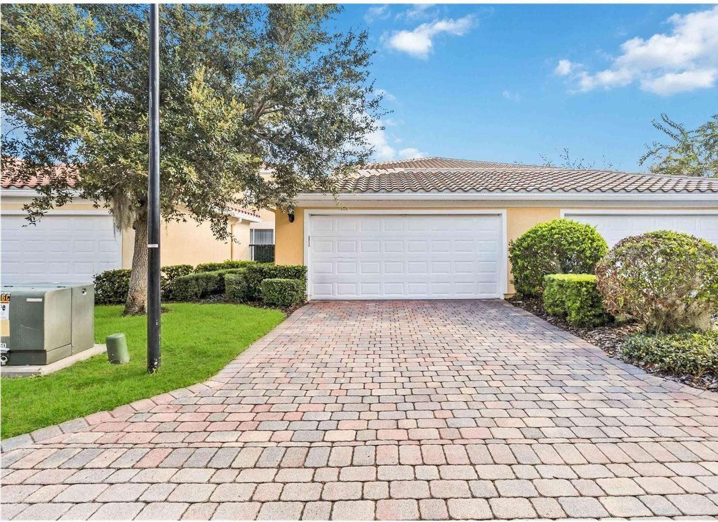 VILLAGEWALK - Residential