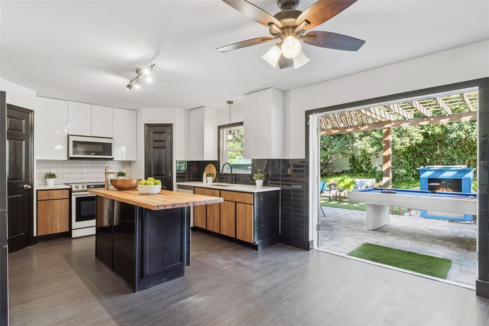 LAKEVIEW RESERVE 46/149 - Residential