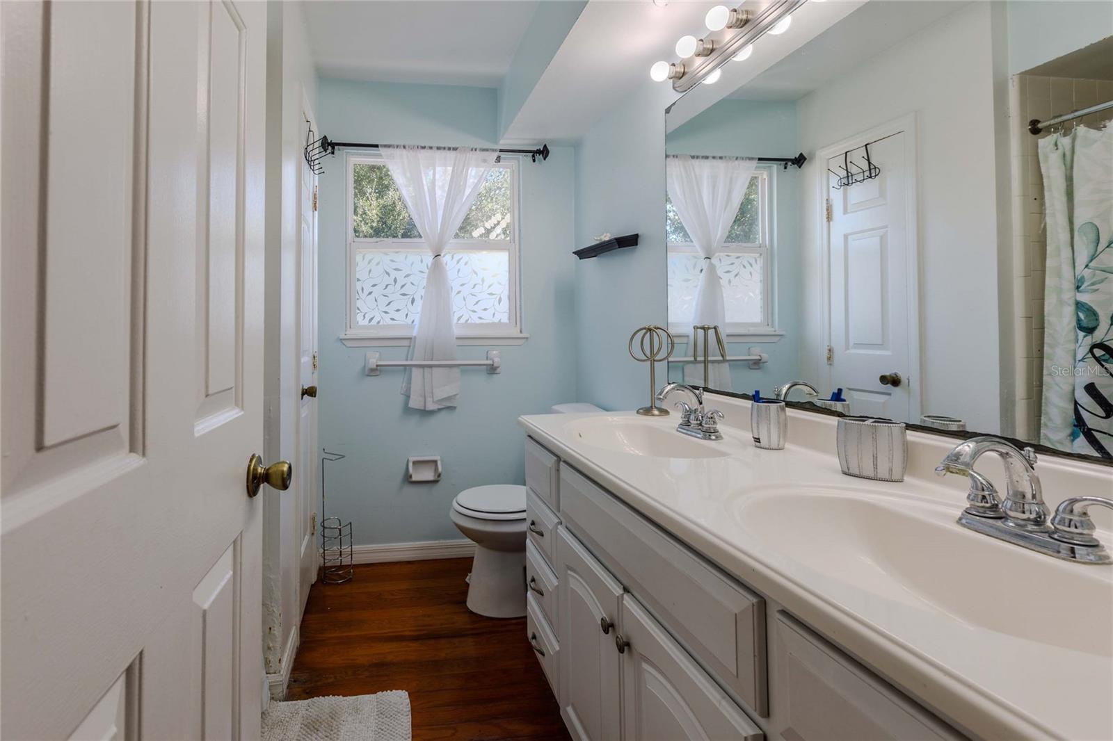 BRANDON COUNTRY ESTATES UNIT N - Residential