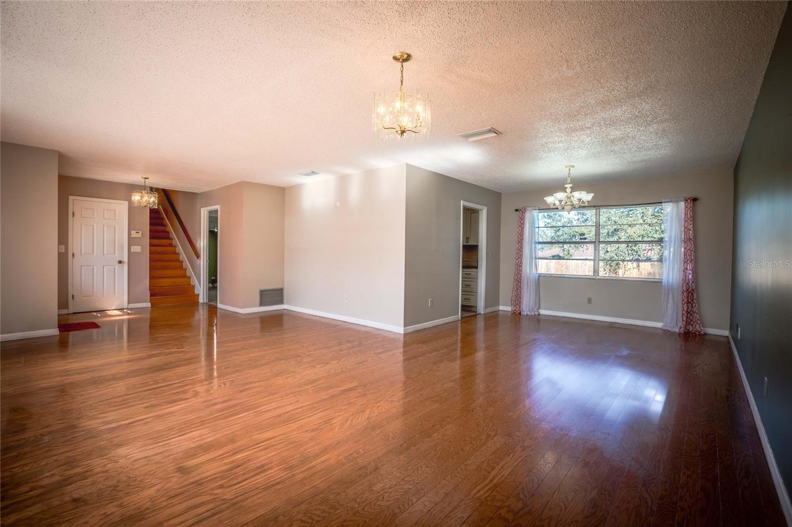 BRANDON COUNTRY ESTATES UNIT N - Residential