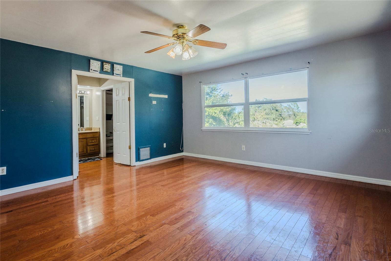 BRANDON COUNTRY ESTATES UNIT N - Residential