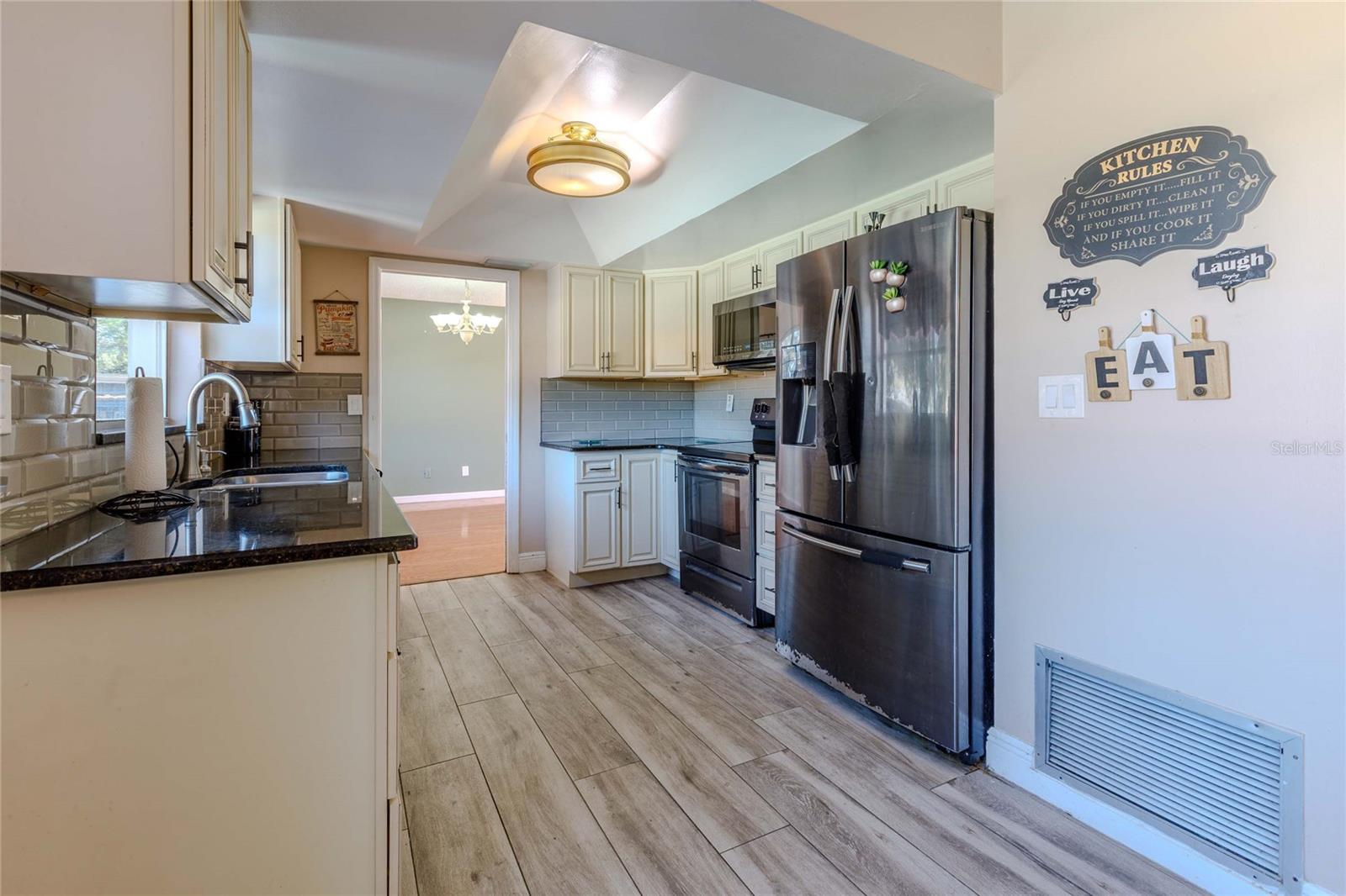 BRANDON COUNTRY ESTATES UNIT N - Residential