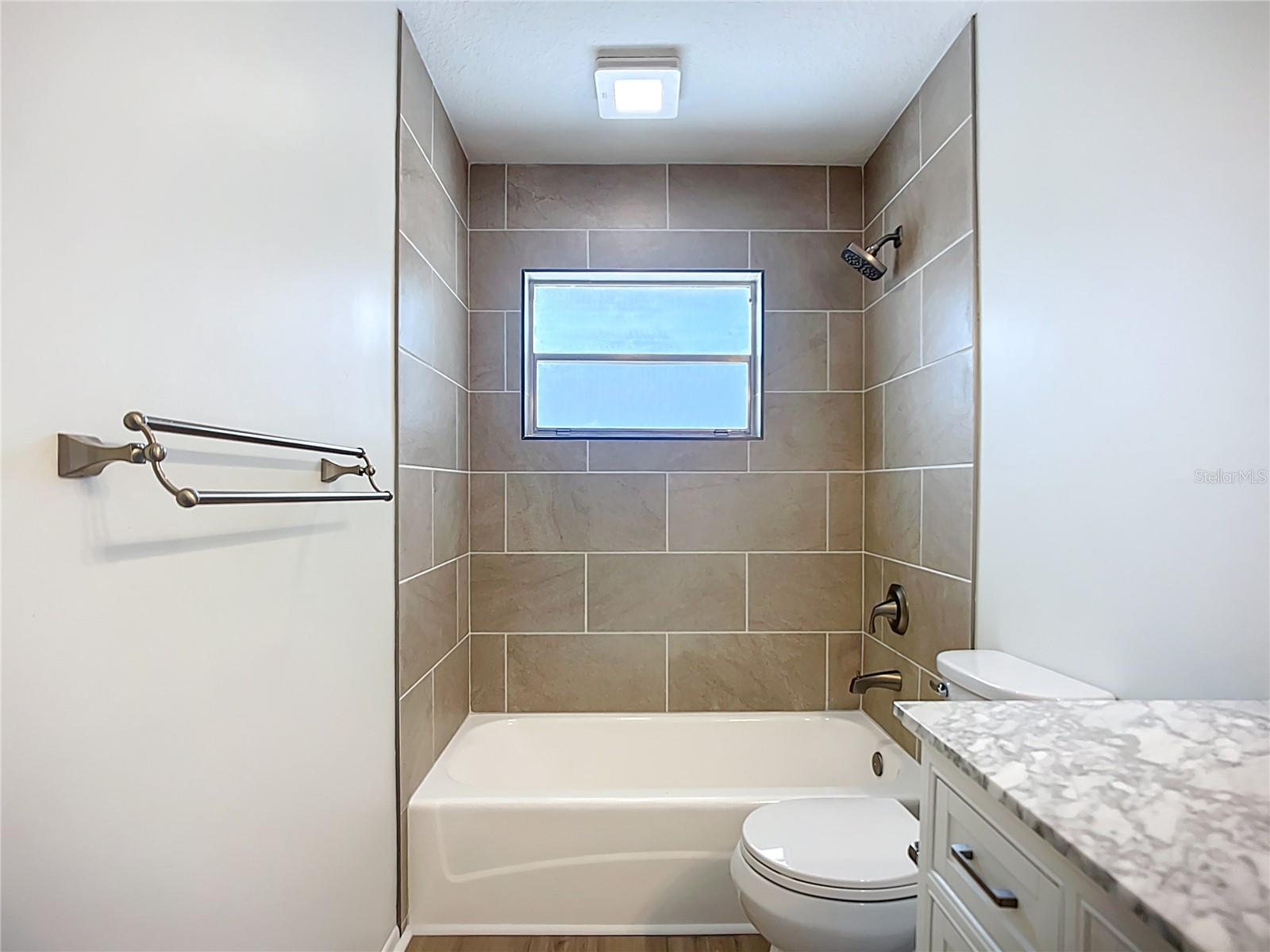 CASA DEL SOL FIFTH UNIT - Residential