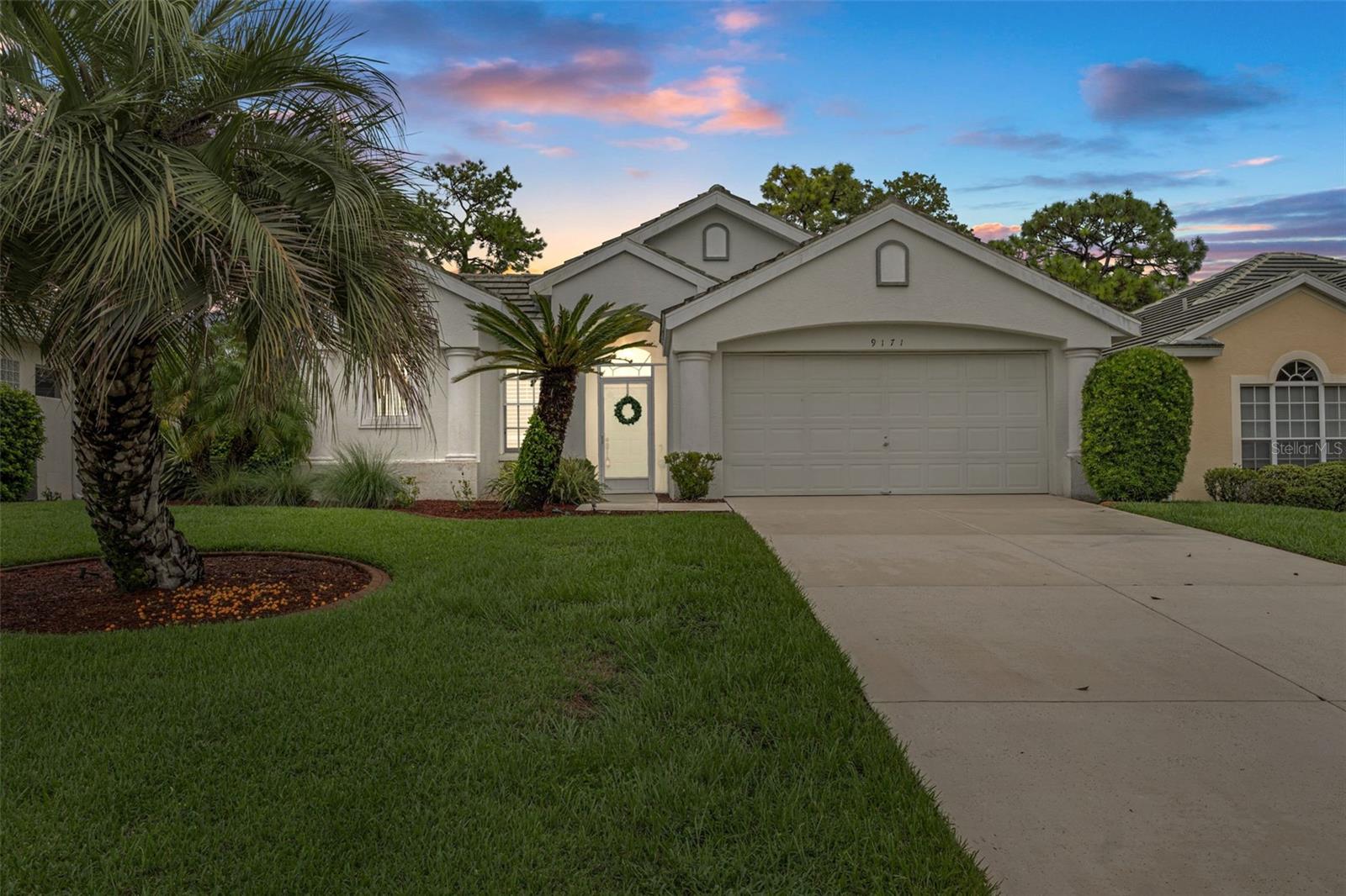 BEAUTIFULLY UPDATED CABANA VILLA WITH PRIVATE COURTYARD OVERLOOKING THE 12TH HOLE-GLENLAKES GOLF & COUNTRY CLUB!
ENJOY MAINTENANCE FREE LIVING IN THIS COMPLETELY UPDATED 3 BEDROOM, 3 BATH, 2 CAR GARAGE. THIS HOME FEATURES A PRIVATE COURTYARD WITH AN IN GROUND SPA & SEPARATE GUEST QUARTERS THAT CAN ALSO SERVE AS A HOME OFFICE, OR IN-LAW SUITE. THE KITCHEN HAS BEEN FULLY RENOVATED WITH GRANITE COUNTER TOPS & FLOWS SEAMLESSLY INTO THE OPEN LIVING & DINING AREAS, CREATING AN INVITING SPACE FOR EVERYDAY LIVING & ENTERTAINING! RELAX & TAKE IN THE BREATHTAKING SUNRISE VIEWS OVERLOOKING THE 12TH HOLE OF THE CHAMPIONSHIP GOLF COURSE. SOCIAL MEMBERSHIP IS NOT MANDATORY, BUT IS AVAILABLE AS WELL AS GOLF MEMBERSHIPS, GIVING YOU THE FLEXIBILITY TO ENJOY THE EXCEPTIONAL CLUBHOUSE, DINING, FITNESS, TENNIS, PICKLEBALL & POOL& MANY AMENITIES AT YOUR LEISURE. THIS MOVE IN READY RESIDENCE COMBINES STYLE, COMFORT, & CONVENIENCE IN ONE OF THE AREA'S MOST DESIRABLE COUNTRY CLUB COMMUNITIES!!!