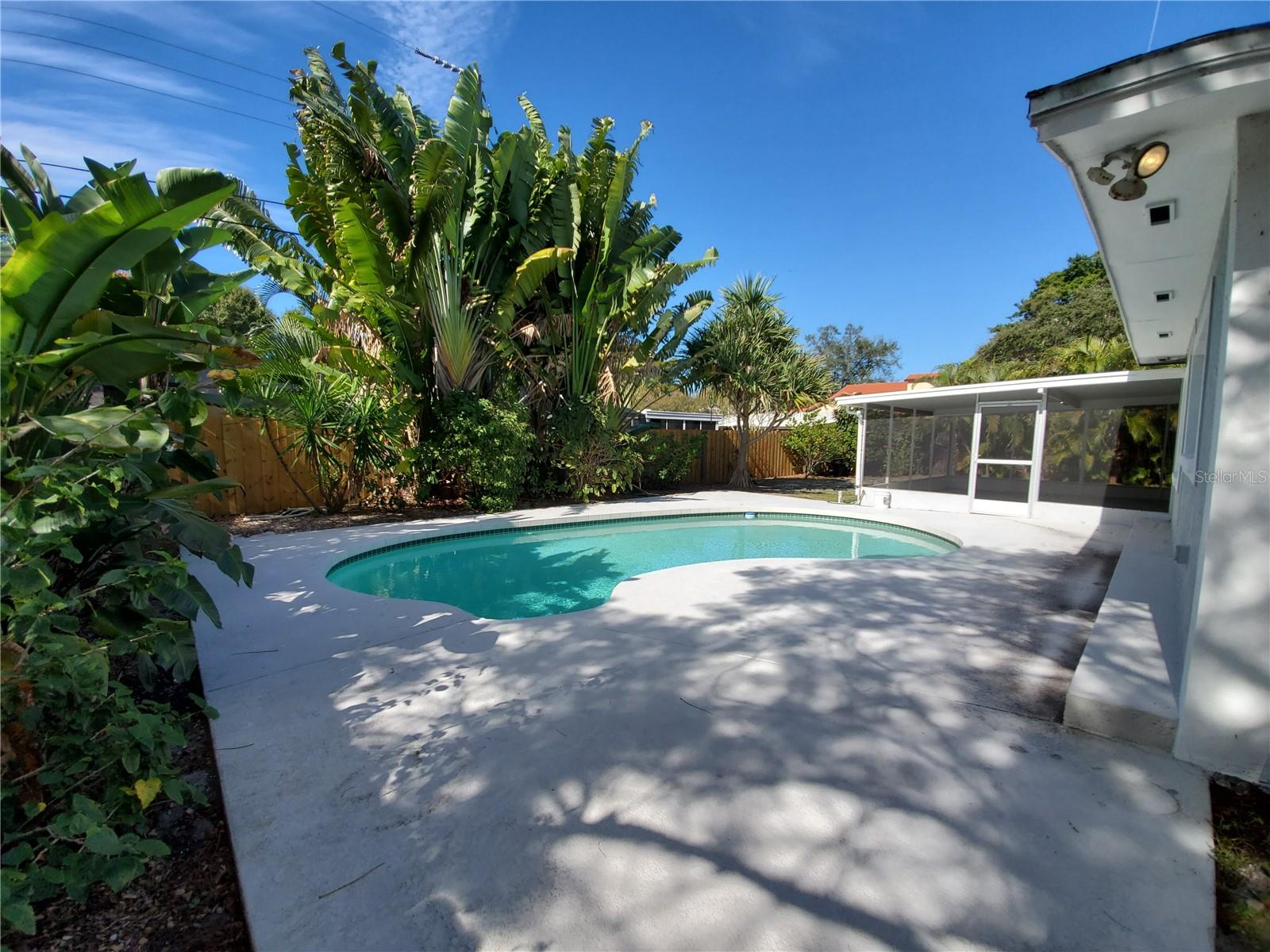 SAPPHIRE HEIGHTS - Residential Lease