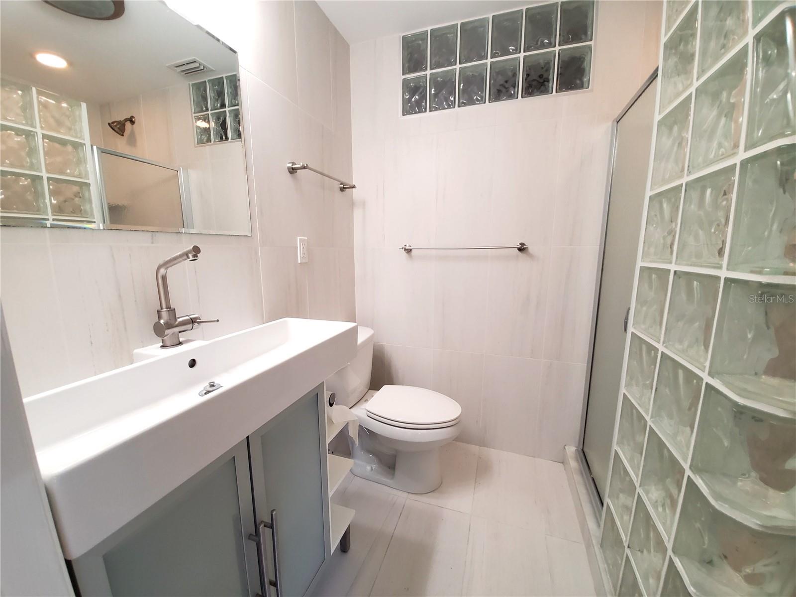 SAPPHIRE HEIGHTS - Residential Lease