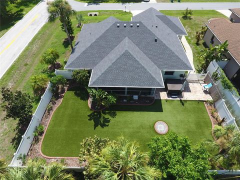 A home in PORT CHARLOTTE