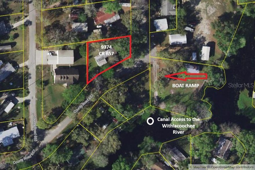 Owner Financing Opportunity in Bushnell!This 2-bedroom, 2-bath single-wide manufactured home offers 1,392 sq. ft. of living area and is situated on a 0.22-acre corner lot. The property includes a 12 x 20 metal carport and is serviced by well and septic.Enjoy boat ramp access to the Withlacoochee River, adding recreational appeal. Located outside of a flood zone with no HOA restrictions. Possible owner financing available, making this an attractive option for qualified buyers.Property is currently rented to an employee. Do not disturb tenants. Showings by appointment only.