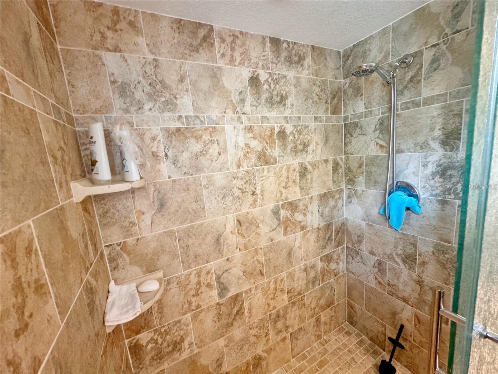 THE MEADOWS - Residential Lease