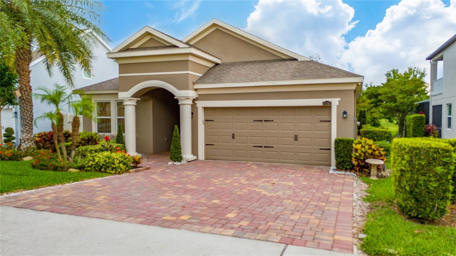 15862 CITRUS GROVE LOOP