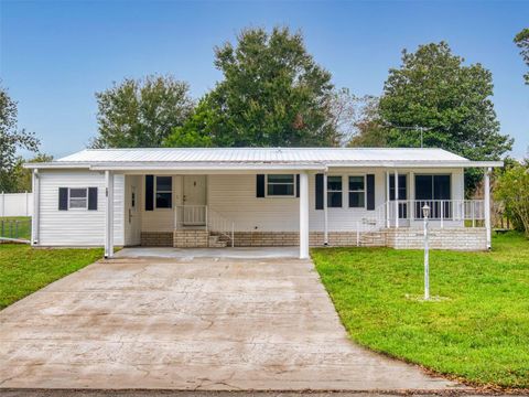 A home in DEBARY