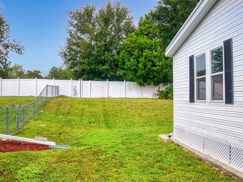 A home in DEBARY