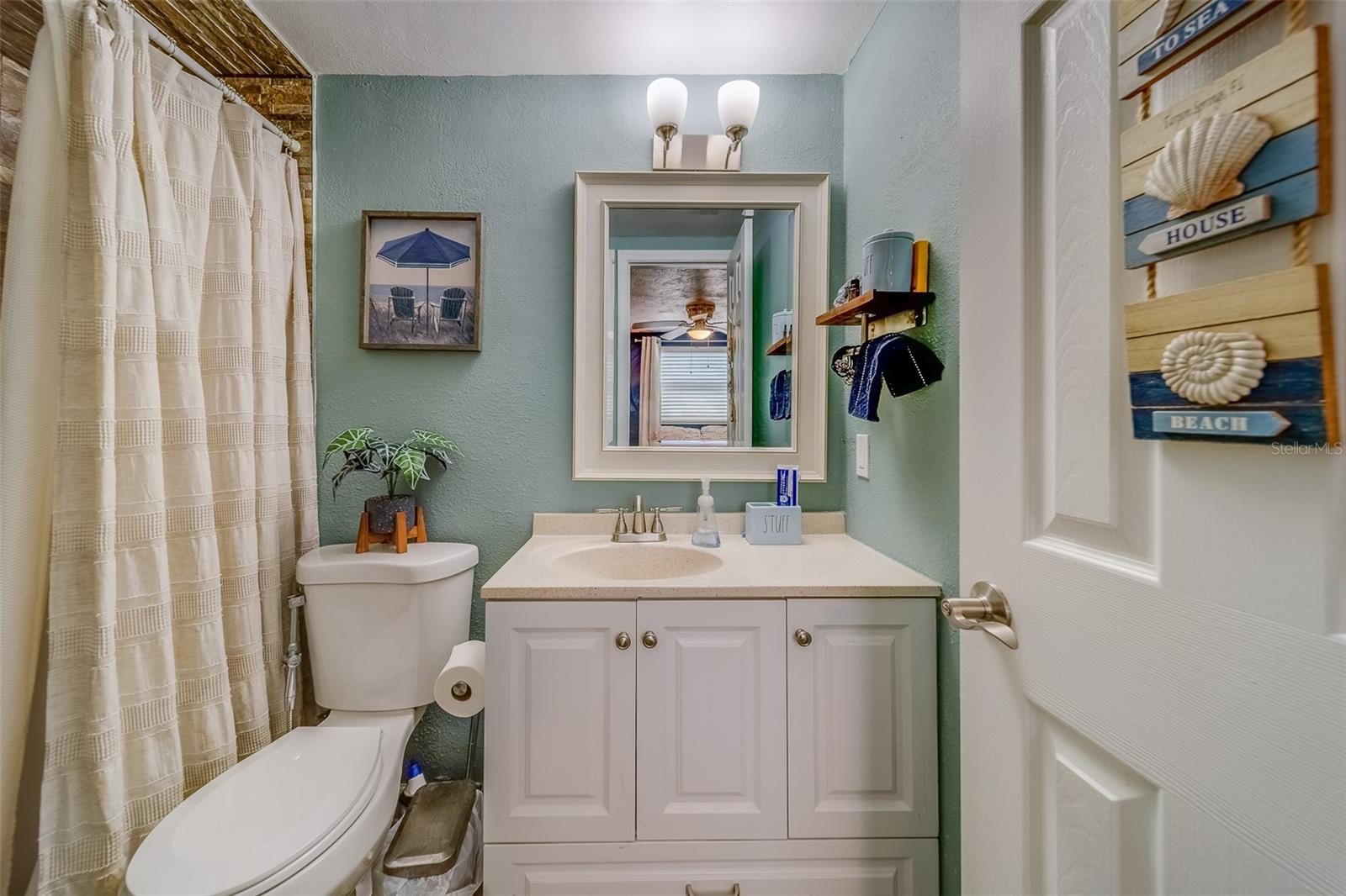 ALOHA GARDENS - Residential