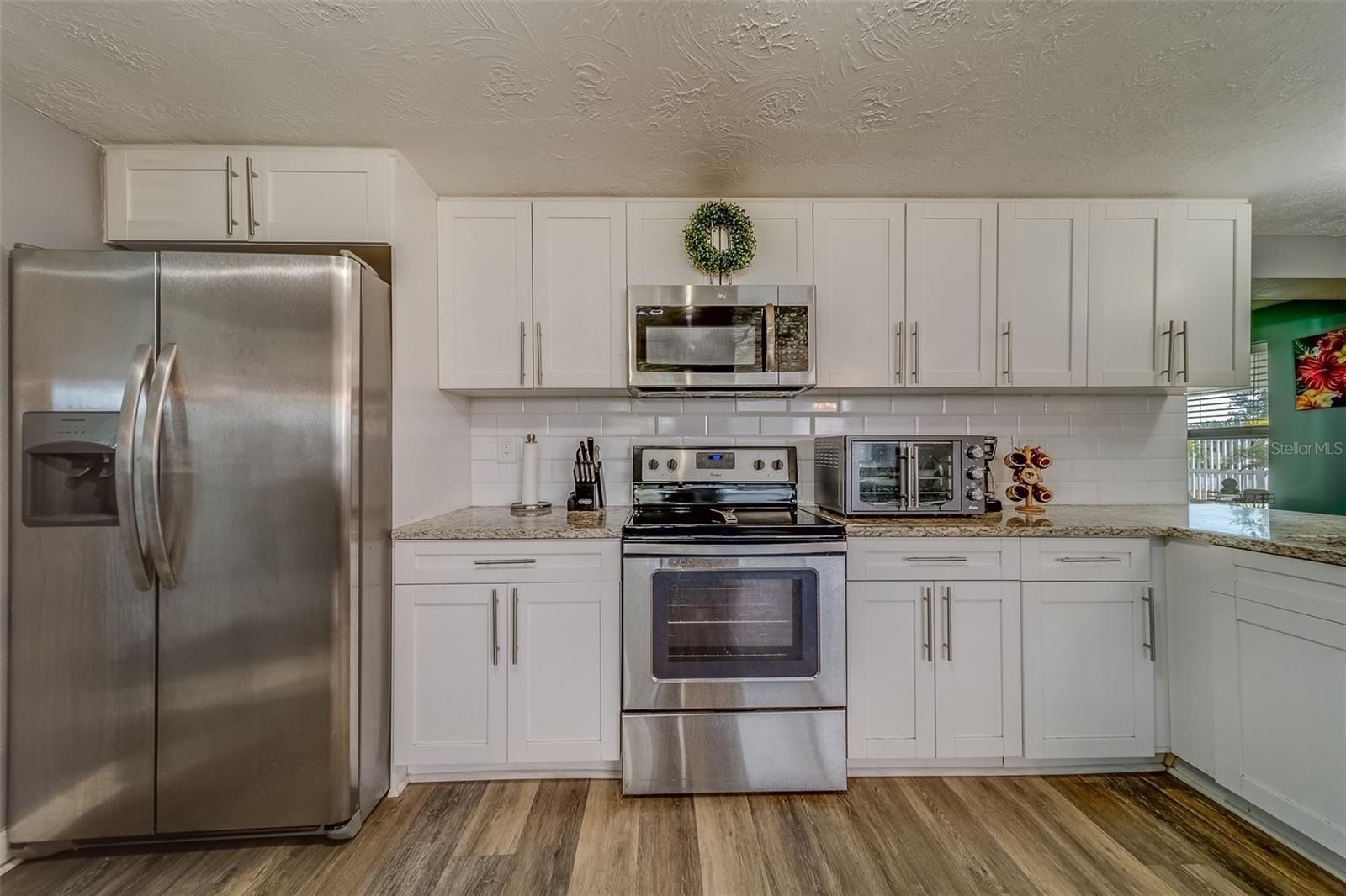 ALOHA GARDENS - Residential