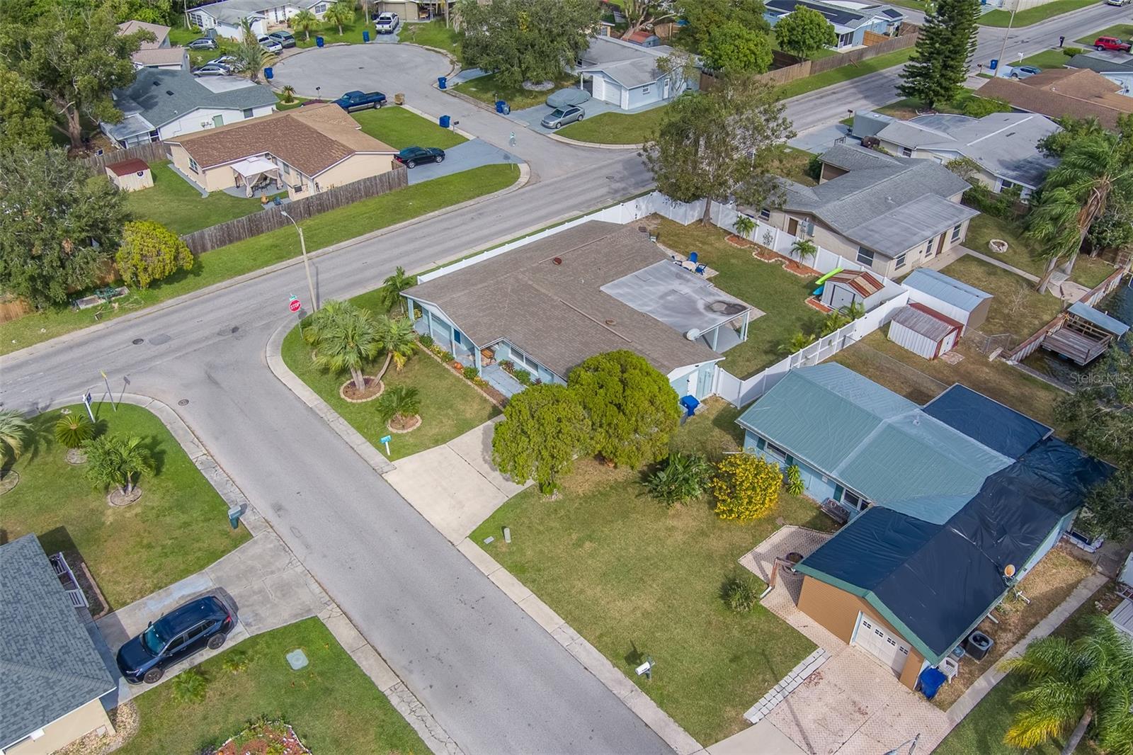 ALOHA GARDENS - Residential