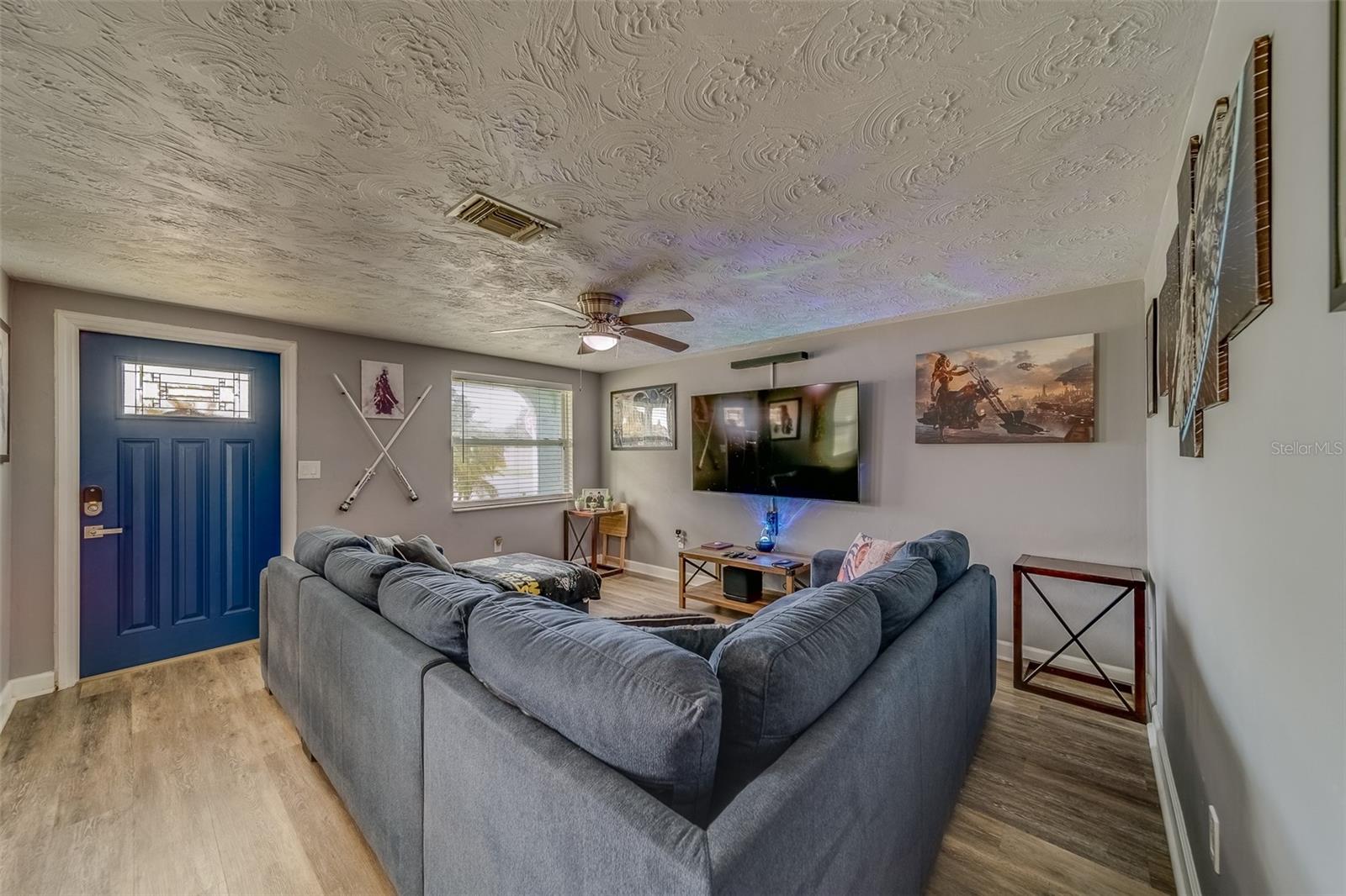 ALOHA GARDENS - Residential