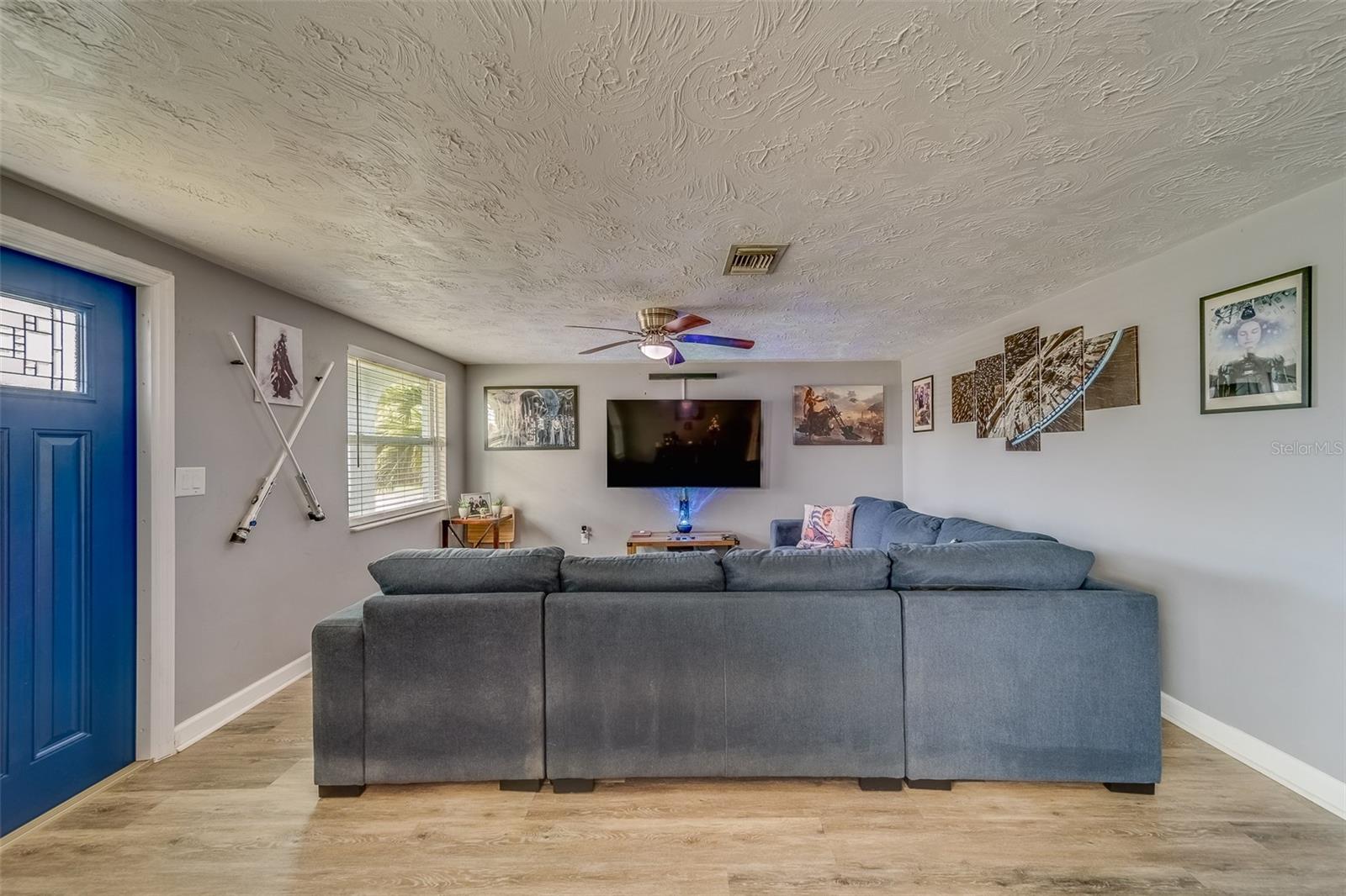 ALOHA GARDENS - Residential