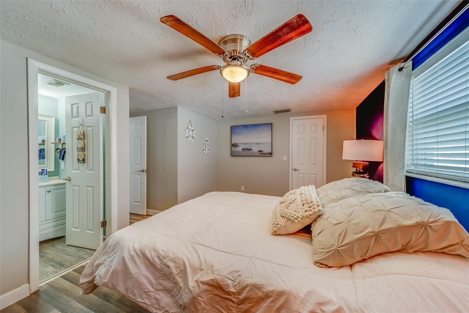 ALOHA GARDENS - Residential