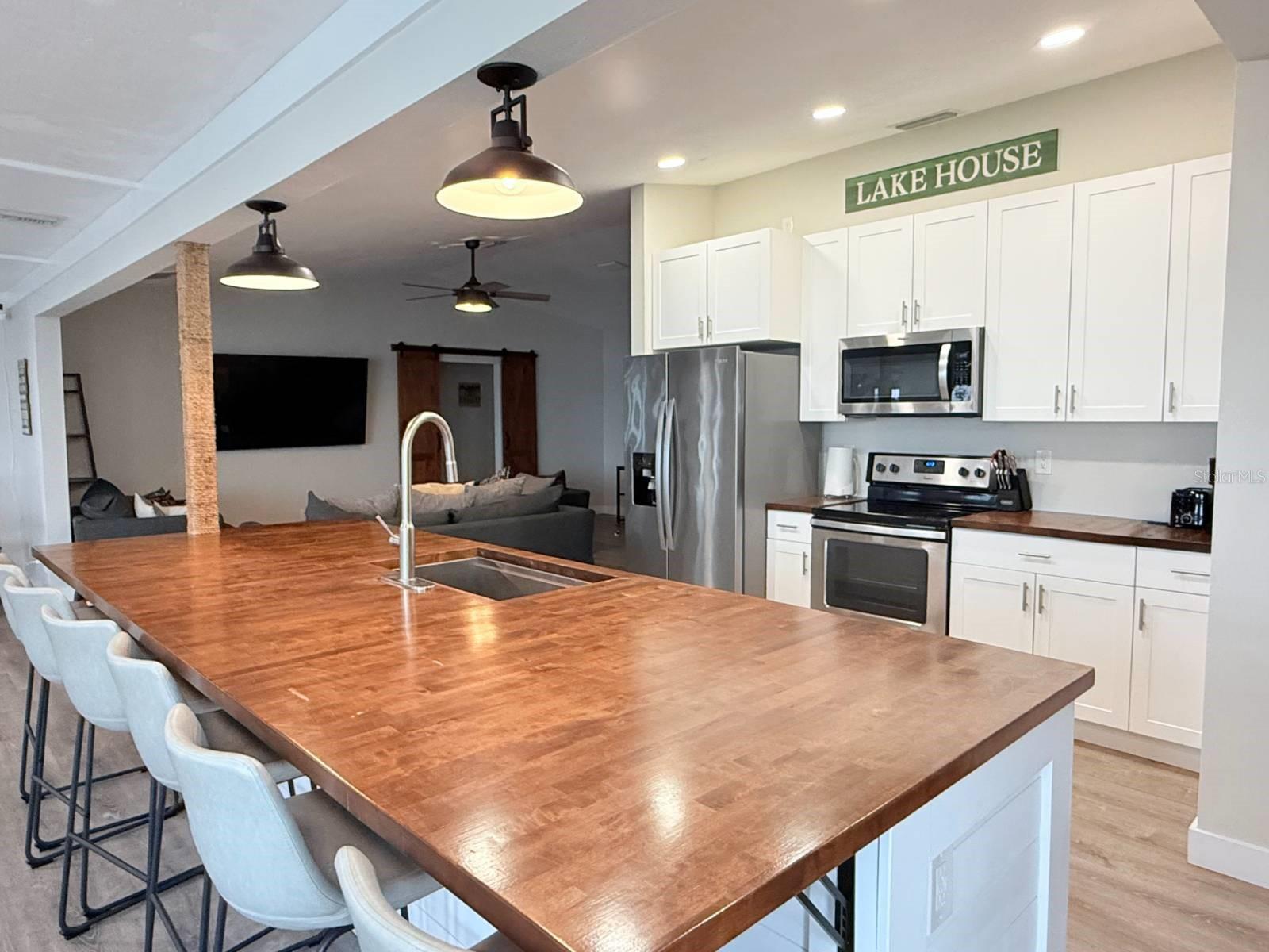 SUN N LAKES - Residential