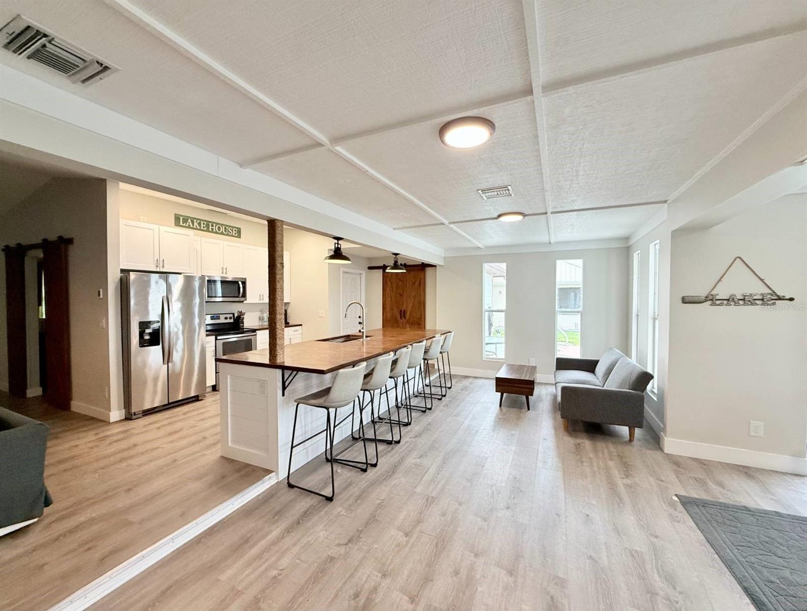 SUN N LAKES - Residential