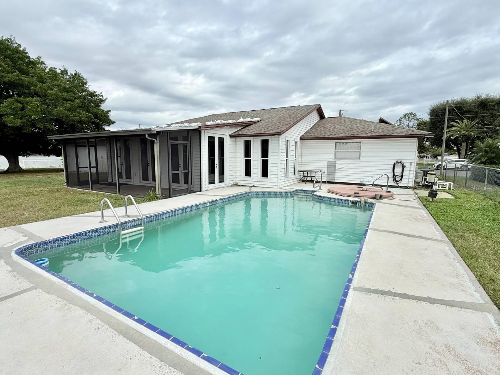 SUN N LAKES - Residential