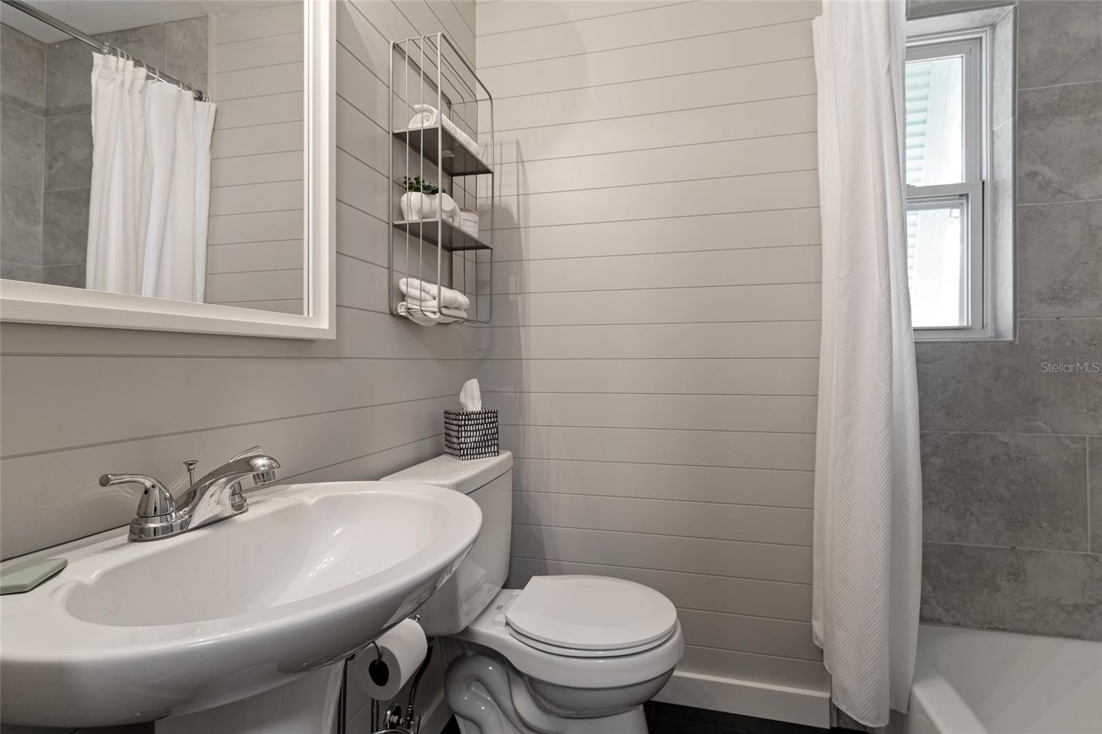 COLSON & BLANDING SUB WESTFIELD - Residential Lease