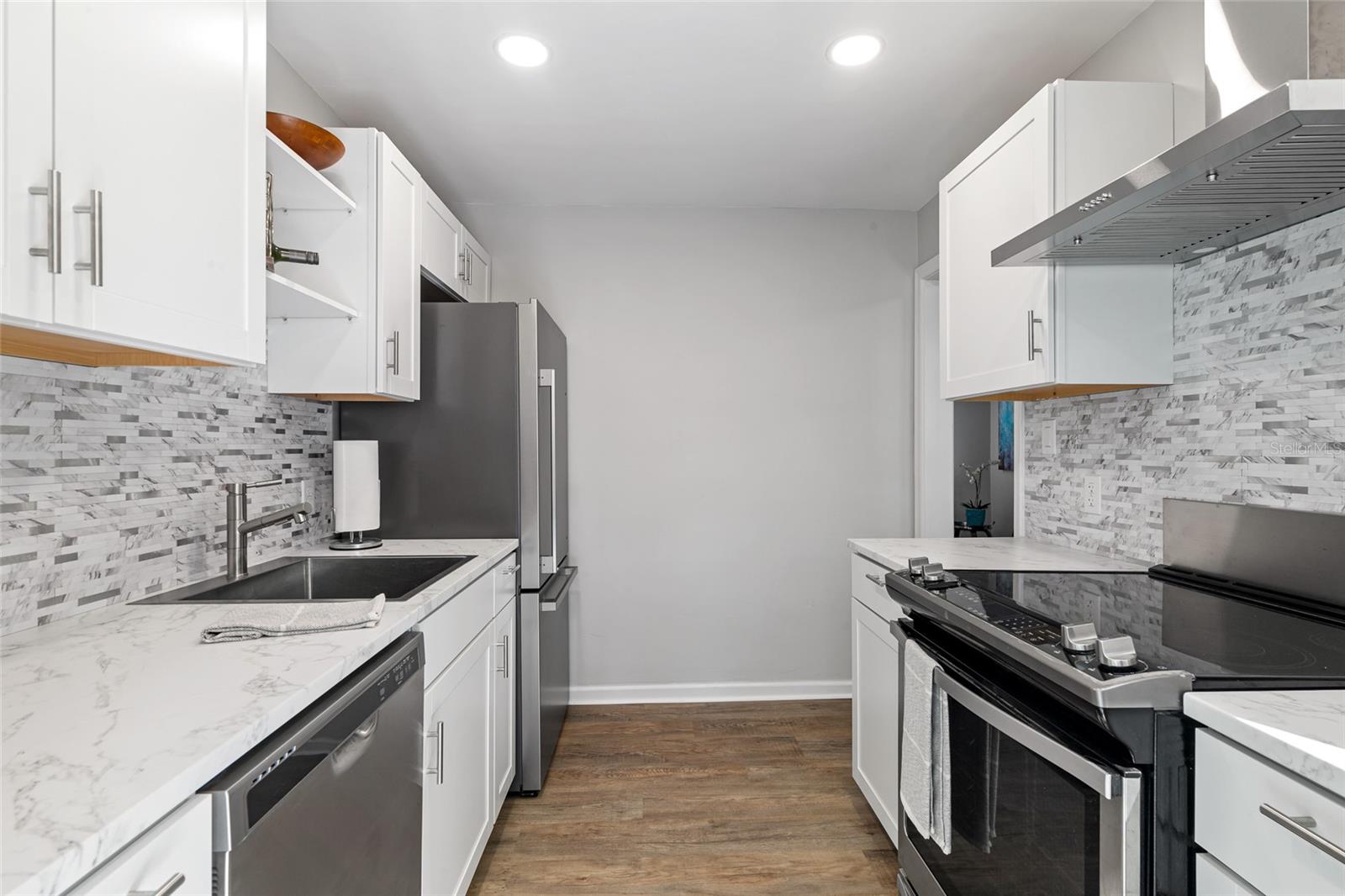 COLSON & BLANDING SUB WESTFIELD - Residential Lease