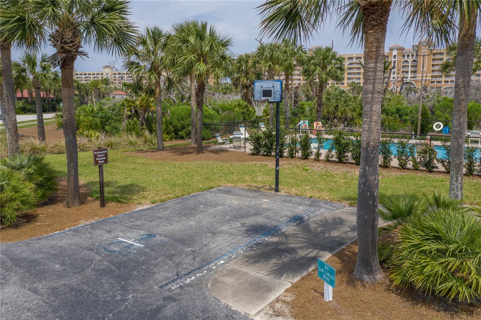 LAS CASITAS - Residential