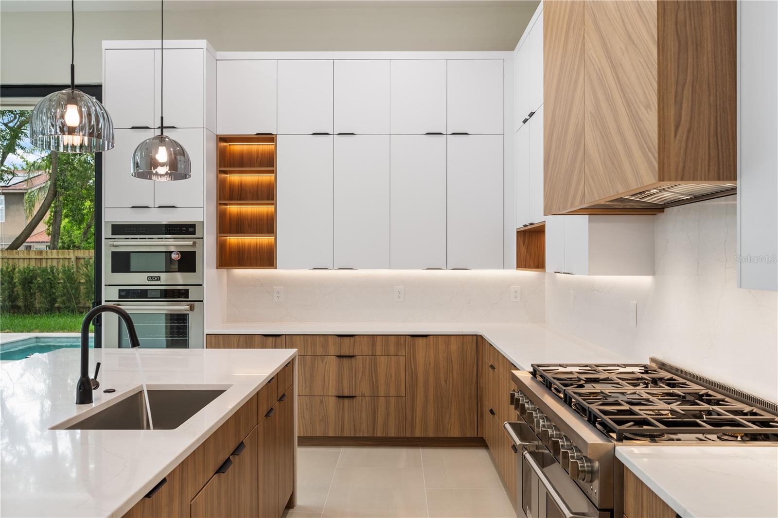 PARK LAKE TERRACE - Residential