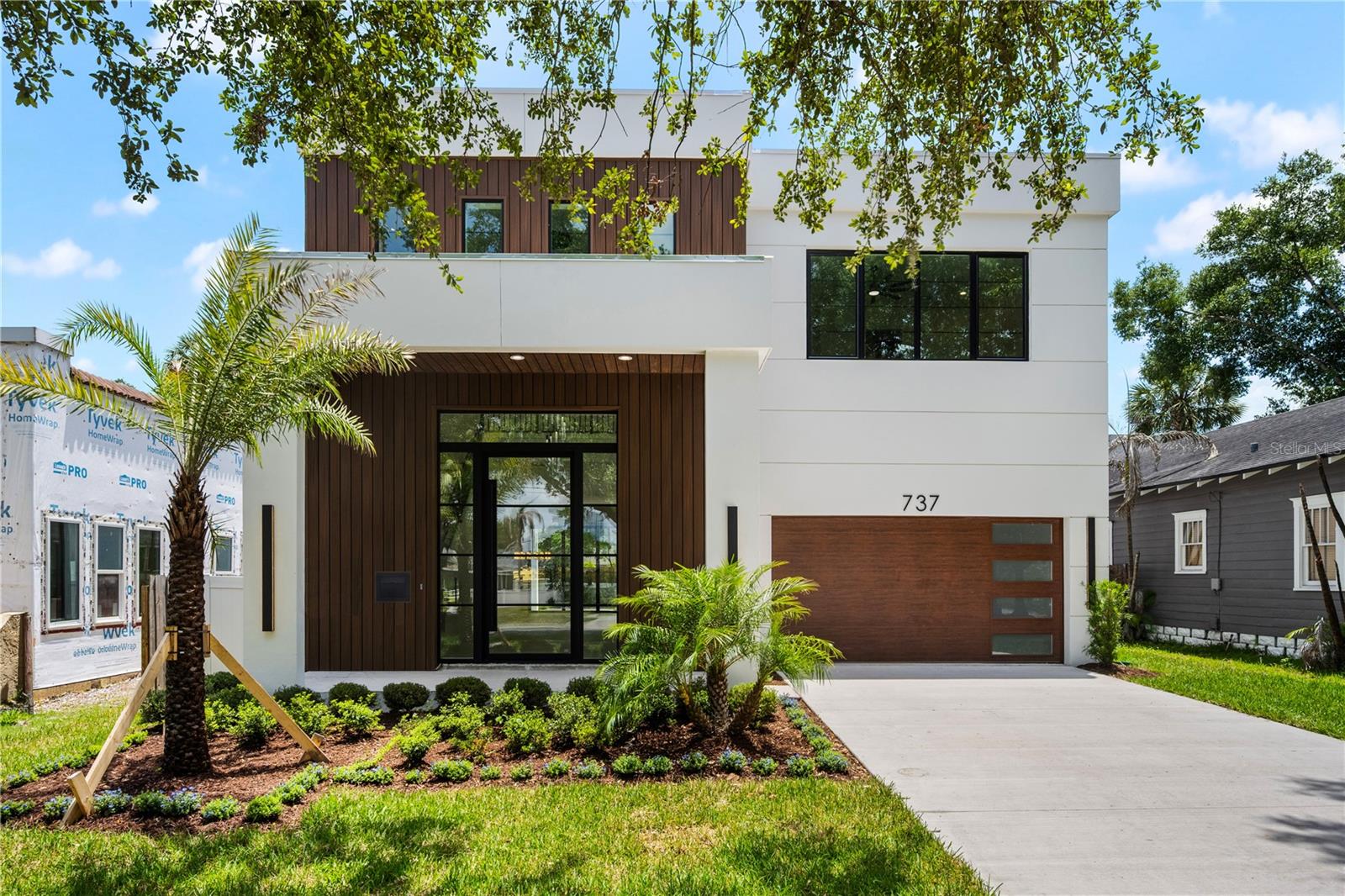 PARK LAKE TERRACE - Residential