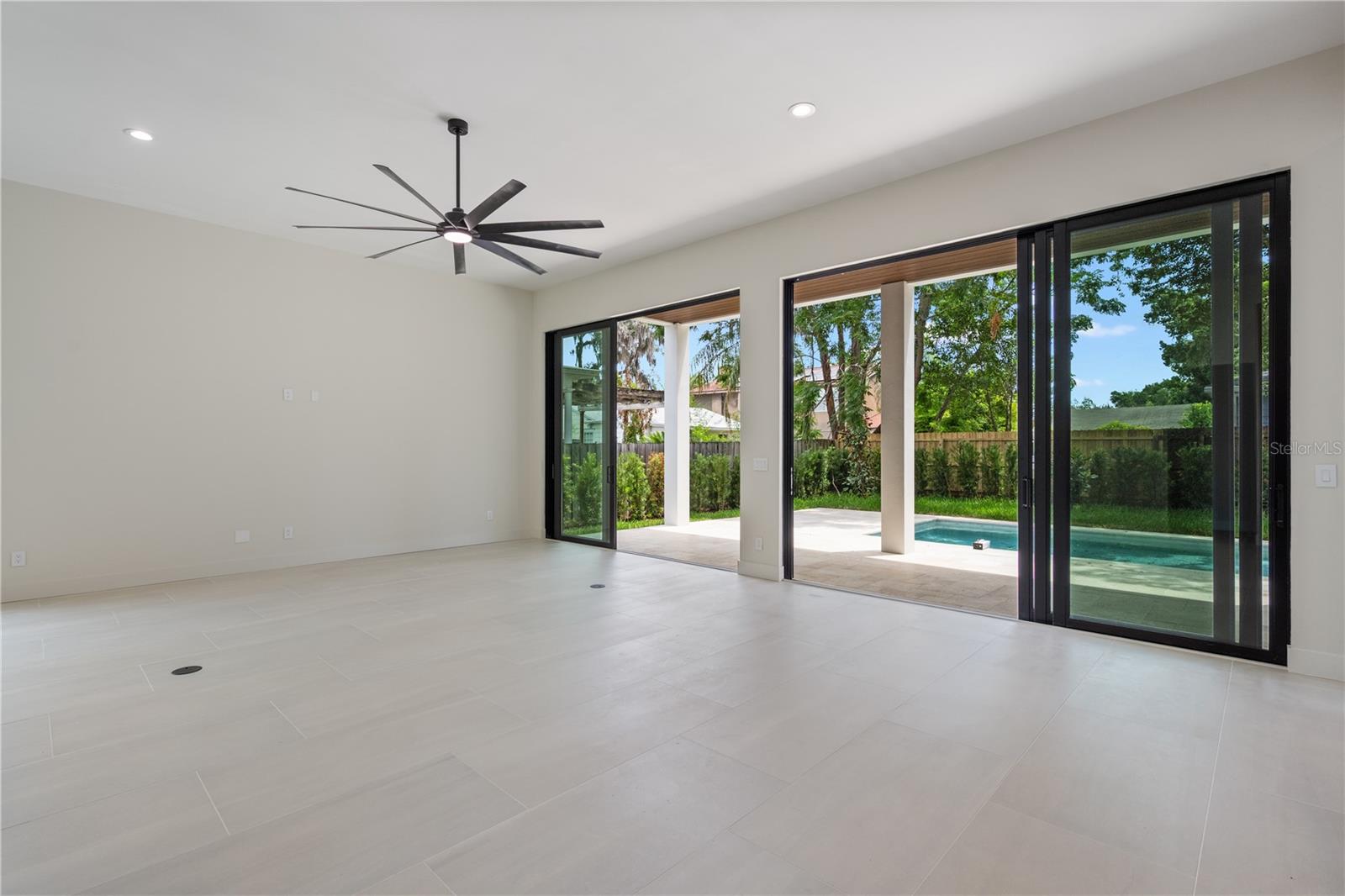PARK LAKE TERRACE - Residential