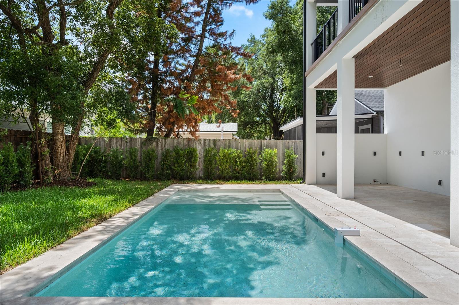 PARK LAKE TERRACE - Residential