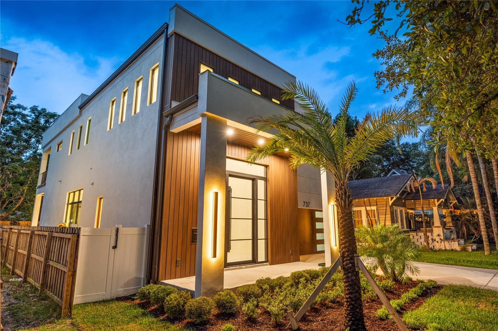 PARK LAKE TERRACE - Residential